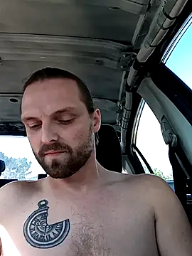 VitaminmanFL online show from October 2, 2025, 8:34 pm