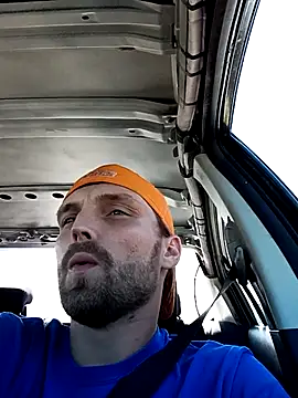 VitaminmanFL online show from October 6, 2025, 3:24 pm