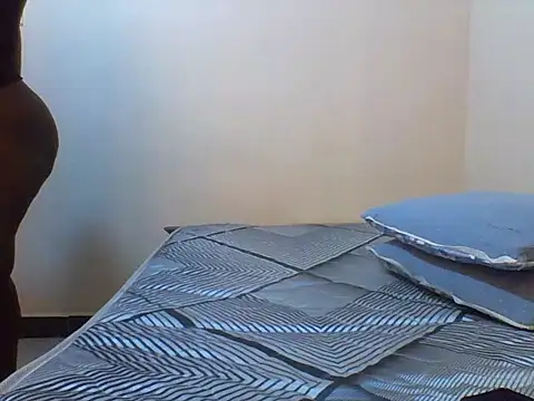 Snapshot of princess-cutie12 chatting on March 4, 2026, 10:12 am princess-cutie12 online show from March 4, 2026, 10:12 am