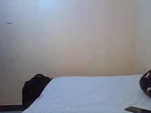 Snapshot of princess-cutie12 chatting on April 7, 2026, 8:27 am princess-cutie12 online show from April 7, 2026, 8:27 am