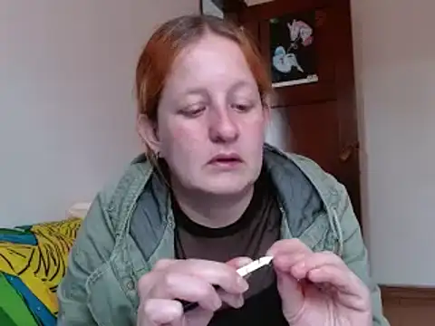 Snapshot of ViioletaMora chatting on December 4, 2025, 9:36 pm ViioletaMora online show from December 4, 2025, 9:36 pm