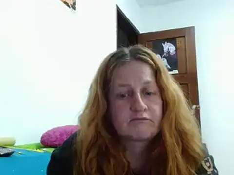 Snapshot of ViioletaMora chatting on December 18, 2025, 7:46 am ViioletaMora online show from December 18, 2025, 7:46 am