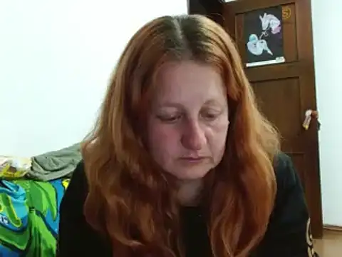 Snapshot of ViioletaMora chatting on November 7, 2025, 2:16 am ViioletaMora online show from November 7, 2025, 2:16 am