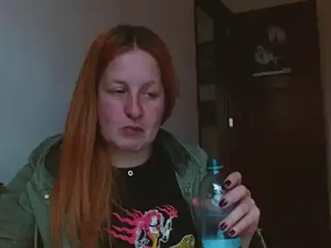 Snapshot of ViioletaMora chatting on November 28, 2025, 9:26 pm ViioletaMora online show from November 28, 2025, 9:26 pm