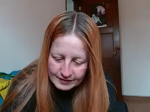 Snapshot of ViioletaMora chatting on November 27, 2025, 6:19 pm ViioletaMora online show from November 27, 2025, 6:19 pm