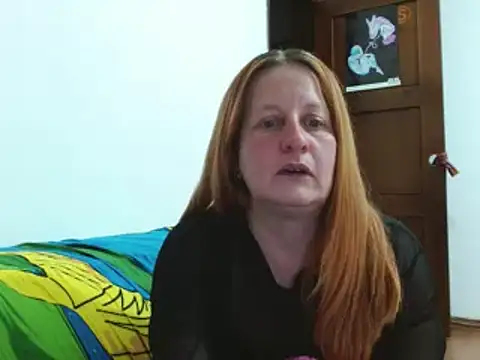 Snapshot of ViioletaMora chatting on November 24, 2025, 11:16 pm ViioletaMora online show from November 24, 2025, 11:16 pm