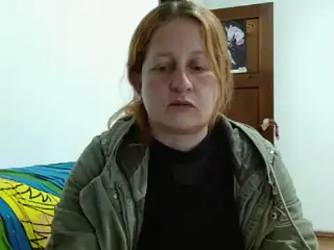 Snapshot of ViioletaMora chatting on November 20, 2025, 11:03 pm ViioletaMora online show from November 20, 2025, 11:03 pm