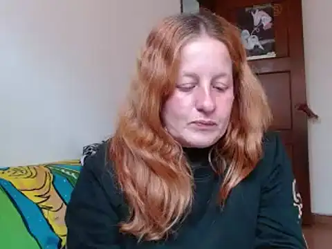 Snapshot of ViioletaMora chatting on December 1, 2025, 6:42 pm ViioletaMora online show from December 1, 2025, 6:42 pm