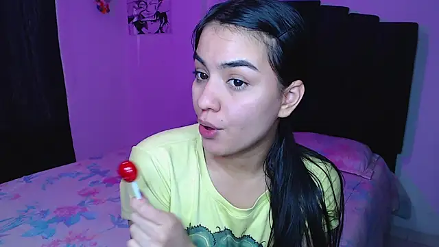 Snapshot of Ariel_Zeo1 chatting on June 1, 2026, 7:57 pm Ariel Zeo1 online show from June 1, 2026, 7:57 pm