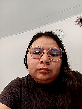 Snapshot of alice_love052 chatting on October 24, 2025, 3:22 pm alice love052 online show from October 24, 2025, 3:22 pm