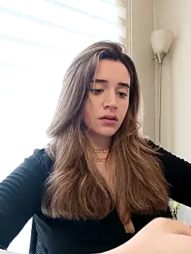 maliciaworld online show from March 6, 2025, 8:16 pm