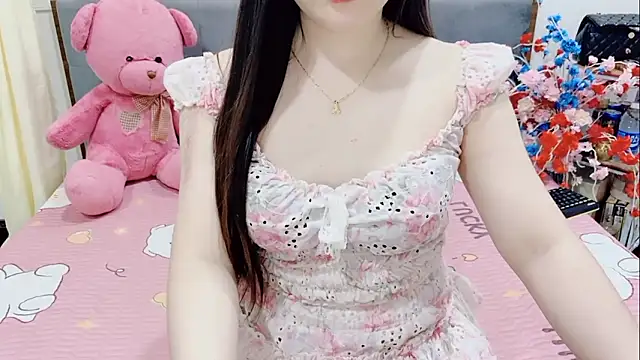 Snapshot of Funikio chatting on March 26, 2026, 2:43 am Funikio online show from March 26, 2026, 2:43 am