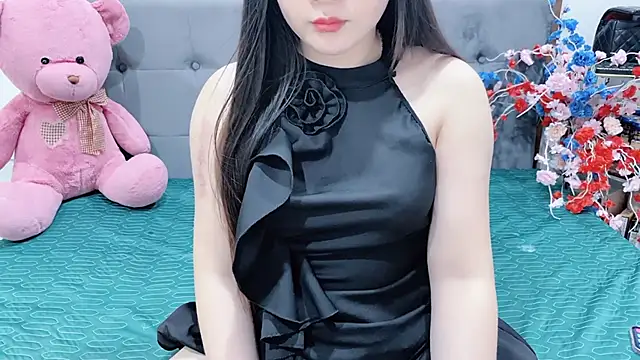 Snapshot of Funikio chatting on April 13, 2026, 2:37 am Funikio online show from April 13, 2026, 2:37 am