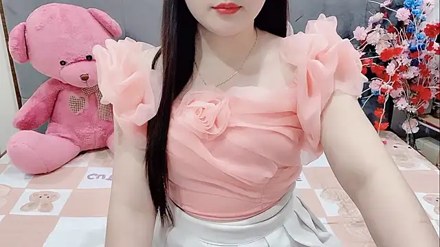 Snapshot of Funikio chatting on December 1, 2025, 2:12 am Funikio online show from December 1, 2025, 2:12 am