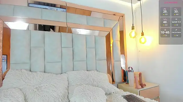 Salomethompson- online show from October 29, 2025, 7:13 pm