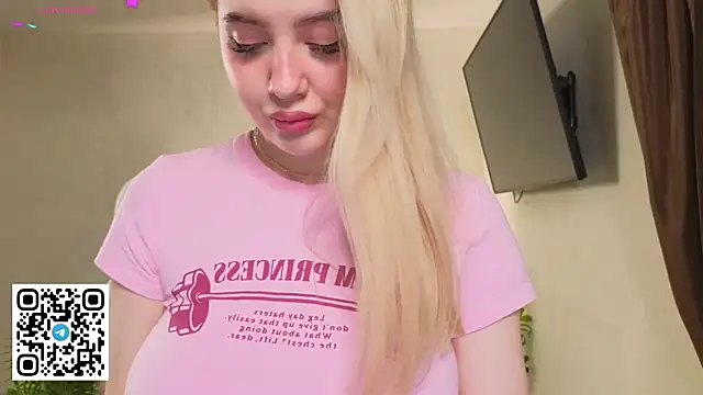 oliviabr0wn0 online show from March 19, 2026, 2:22 am