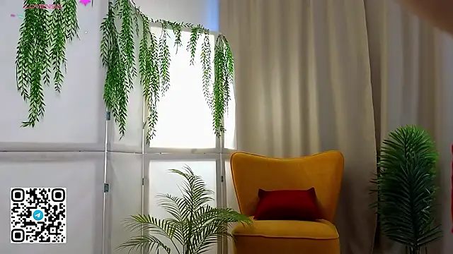 oliviabr0wn0 online show from February 18, 2026, 2:20 am