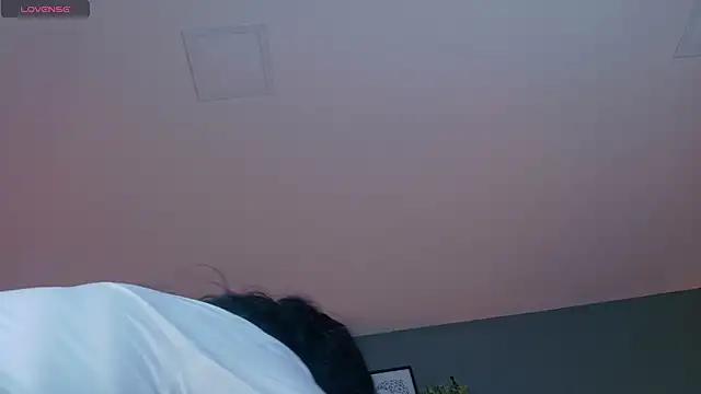 memphiswilliam online show from October 15, 2025, 2:43 am