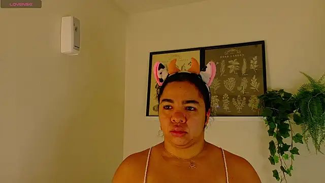 Snapshot of memphiswilliam chatting on February 14, 2026, 3:18 am memphiswilliam online show from February 14, 2026, 3:18 am