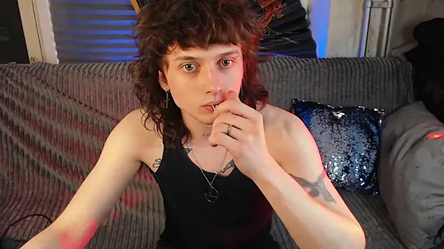 axxxturel online show from April 14, 2026, 5:29 pm