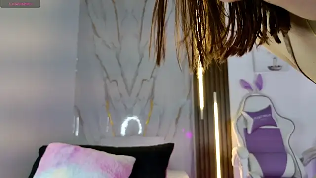 Snapshot of mia_099 chatting on October 31, 2025, 8:38 pm mia 099 online show from October 31, 2025, 8:38 pm