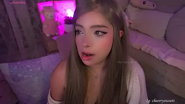 Snapshot of Cheerrysweett chatting on February 14, 2026, 4:02 am Cheerrysweett online show from February 14, 2026, 4:02 am