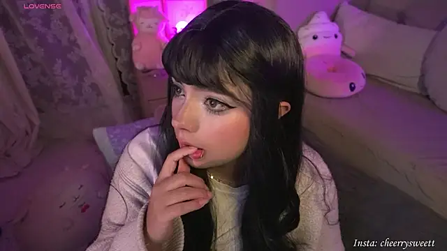 Snapshot of Cheerrysweett chatting on February 7, 2026, 1:24 am Cheerrysweett online show from February 7, 2026, 1:24 am