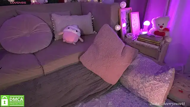 Snapshot of Cheerrysweett chatting on December 23, 2025, 12:11 am Cheerrysweett online show from December 23, 2025, 12:11 am