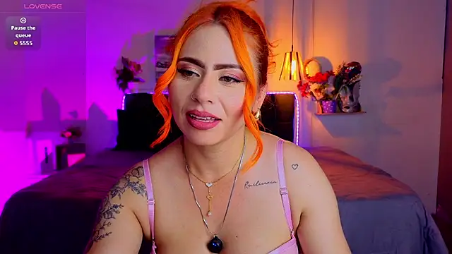 Dulce charlottee online show from October 27, 2025, 7:59 pm