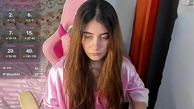 Snapshot of Lara_Asher chatting on March 12, 2025, 6:29 am Lara Asher online show from March 12, 2025, 6:29 am