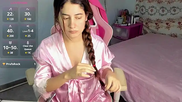 Snapshot of Lara_Asher chatting on March 9, 2025, 4:05 am Lara Asher online show from March 9, 2025, 4:05 am