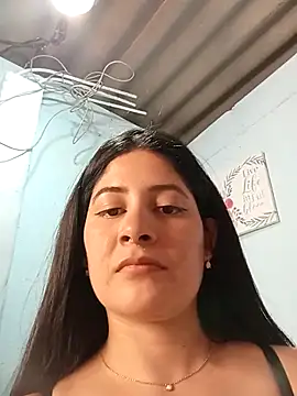 Snapshot of Lara_Asher chatting on September 28, 2025, 9:33 pm Lara Asher online show from September 28, 2025, 9:33 pm