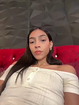 Snapshot of Ema_azel chatting on February 28, 2025, 1:47 pm Ema azel online show from February 28, 2025, 1:47 pm