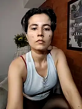 kanela3434 online show from October 29, 2025, 11:47 pm