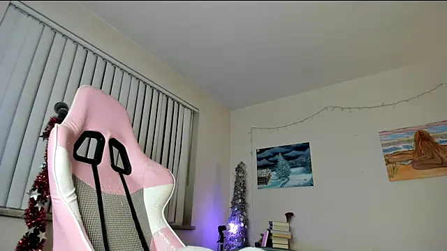 Snapshot of AudreyMadisonX chatting on December 30, 2024, 4:31 am AudreyMadisonX online show from December 30, 2024, 4:31 am