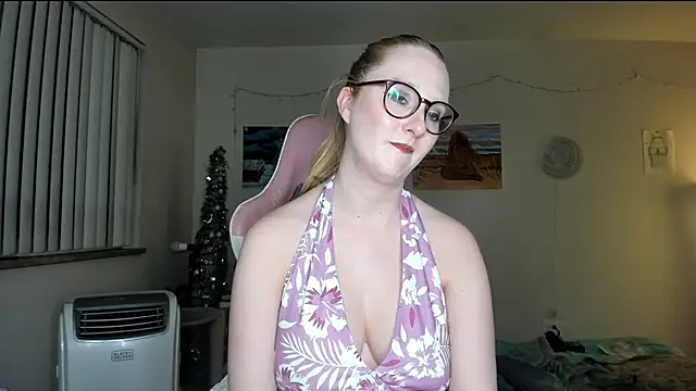 Snapshot of AudreyMadisonX chatting on February 18, 2025, 8:16 am AudreyMadisonX online show from February 18, 2025, 8:16 am