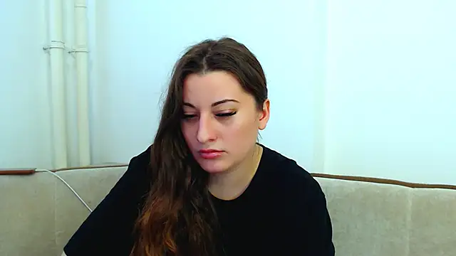 Helen Adams  online show from December 18, 2024, 11:34 am