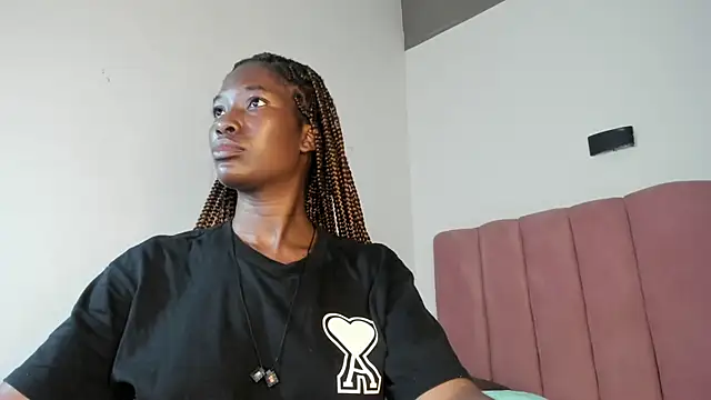 Snapshot of Tahira_21_ chatting on April 20, 2026, 7:48 pm Tahira 21 online show from April 20, 2026, 7:48 pm