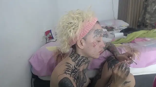 Snapshot of barbara_anal_squirt_ chatting on April 8, 2026, 9:11 am barbara anal squirt online show from April 8, 2026, 9:11 am