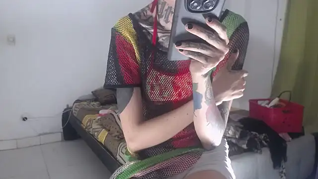 Snapshot of barbara_anal_squirt_ chatting on November 27, 2025, 8:26 am barbara anal squirt online show from November 27, 2025, 8:26 am