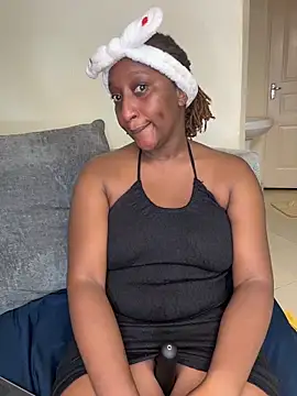 Snapshot of CarlaBeckky chatting on October 15, 2025, 5:21 pm CarlaBeckky online show from October 15, 2025, 5:21 pm