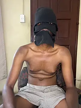 Snapshot of Gifttheskimaskboy chatting on January 13, 2026, 10:52 am Gifttheskimaskboy online show from January 13, 2026, 10:52 am