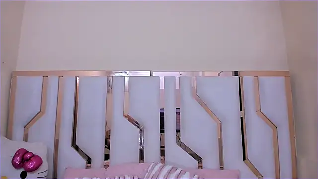 TifanyChill online show from September 26, 2025, 7:32 pm