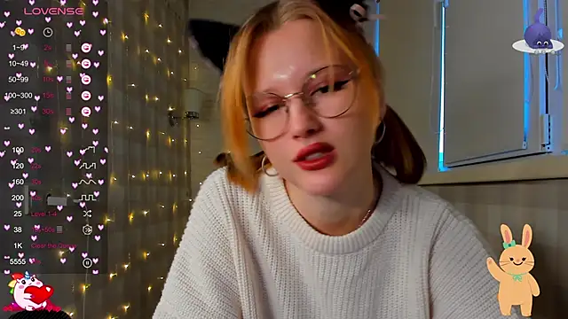 lauritta shy online show from December 13, 2024, 6:53 am