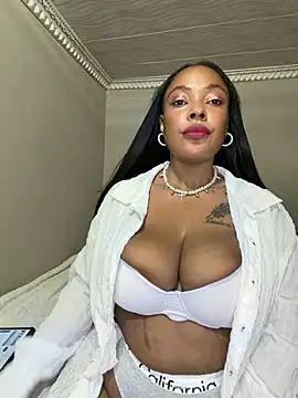 Katamia25 online show from June 4, 2026, 7:57 am
