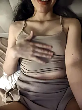 Snapshot of Pamwuw chatting on November 30, 2025, 4:13 am Pamwuw online show from November 30, 2025, 4:13 am