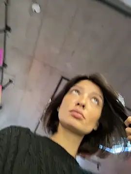 BabeRainbow online show from February 16, 2025, 10:43 am