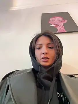 BabeRainbow online show from February 20, 2025, 9:33 am