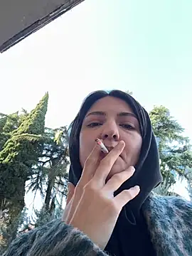 BabeRainbow online show from December 12, 2024, 9:51 am