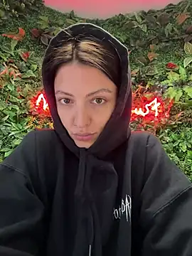 BabeRainbow online show from February 9, 2025, 12:30 pm